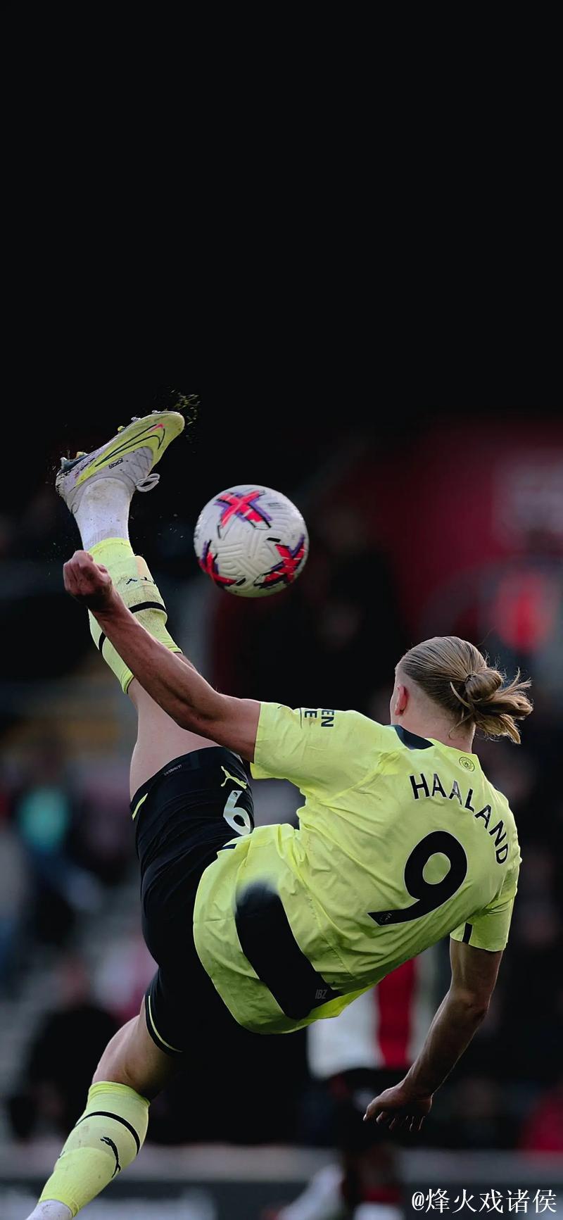 那一刻哈兰德被瓜迪奥拉灵魂附体，远程遥控哈兰德头球破门